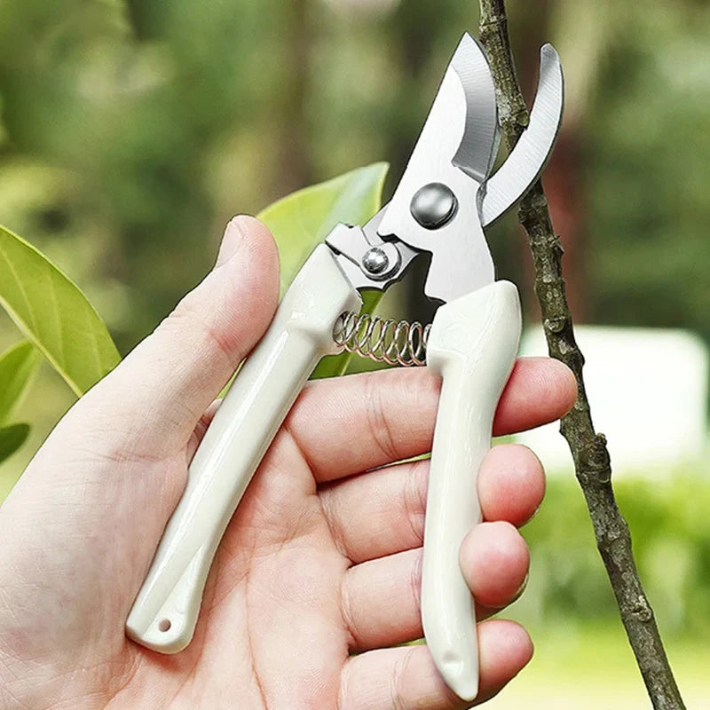 Tesoura de jardinagem