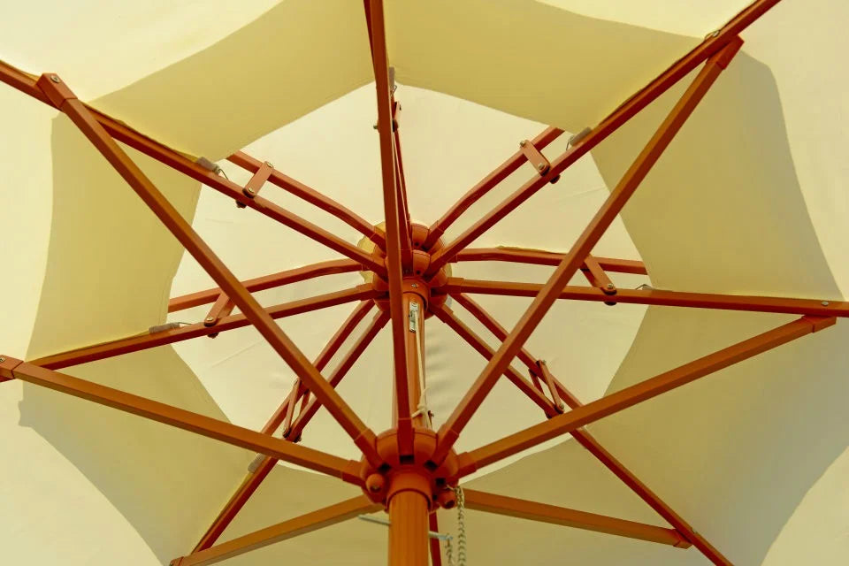 Guarda-sol de madeira